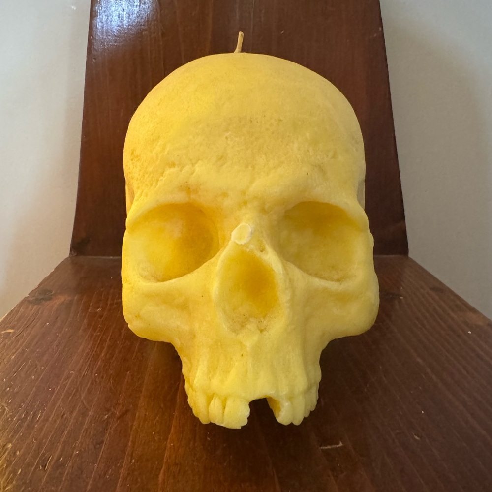 Insight Brand Life Size Skull Candle Unscented Yellow